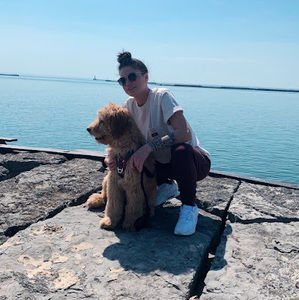 Meet your Posher, Leah